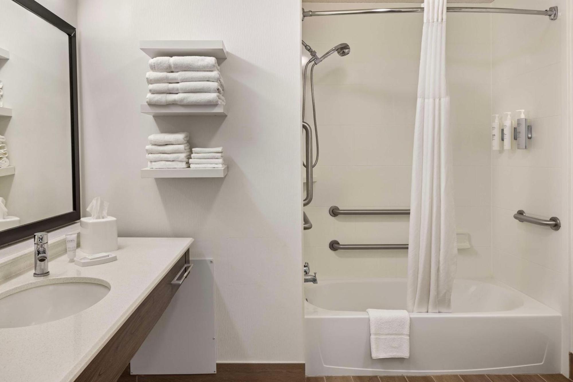Hampton Inn Minneapolis Northwest Maple Grove Eksteriør billede